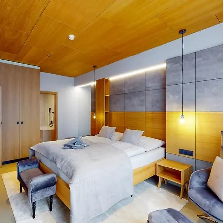 Izihorec Sauna Experience *